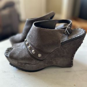 Donald Pliner X Lisa Simi open toed studded platforms